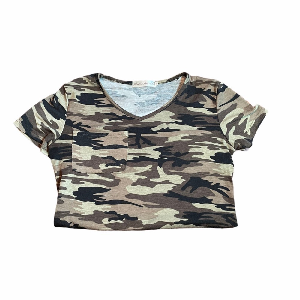 Camouflage Pocket T-Shirt from Arden Furtado